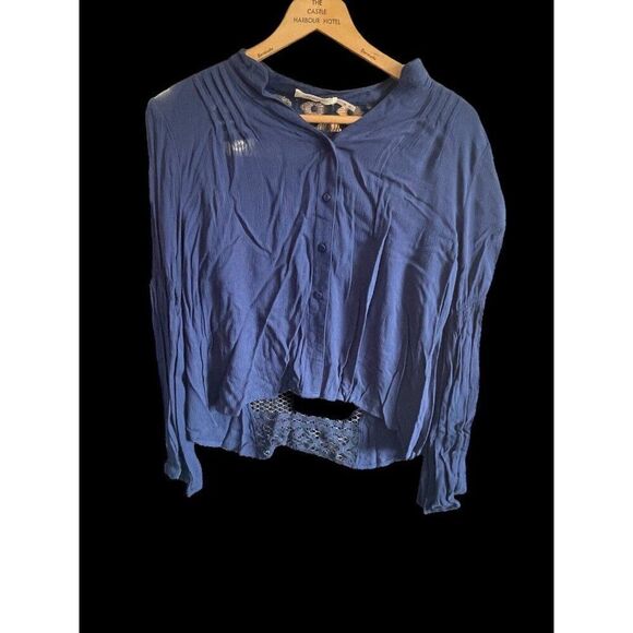 BLU PEPPER~ BLUE LACE BACK PULL OVER BLOUSE-SZ:M - Picture 1 of 8